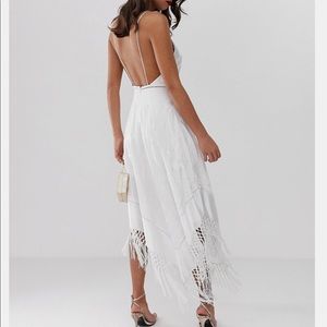 Floral embroidery Fringed hem midi